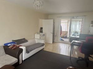 Photo 4- click for photo gallery